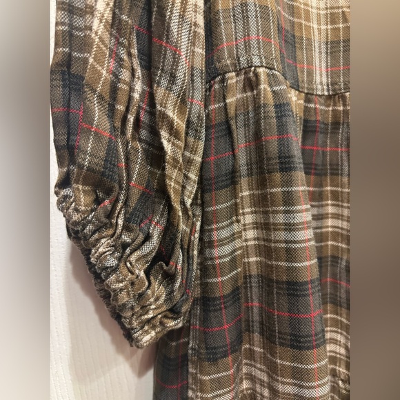 Max Studio NWT Brown plaid shirt dress with buttons and pockets, so comfy! - Picture 9 of 10